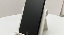 Good
													Apple iPhone SE 3rd Gen 2022 - Unlocked, Midnight, 64 GB, A2595, photo 2 of 7