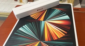Mint
													Apple iPad Pro 12.9" 6th Gen 2022 - Wi-Fi, Silver, 256 GB, photo 2 of 19