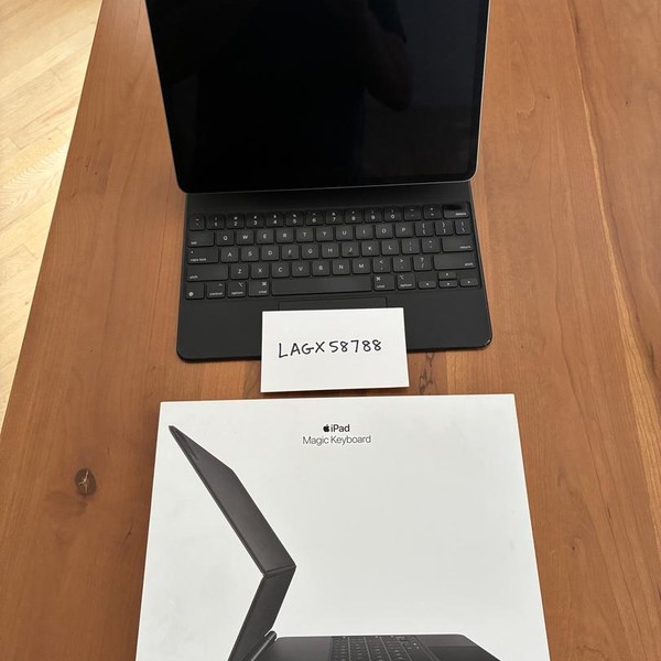 Apple Magic Keyboard for iPad Pro - Black