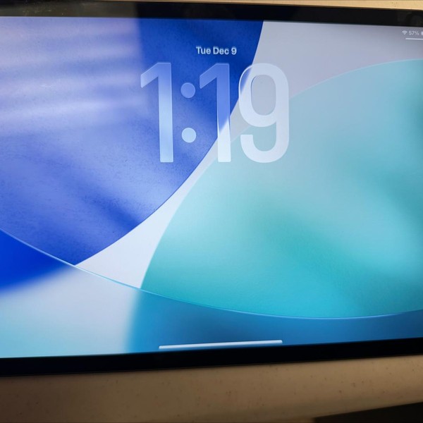 Apple iPad Pro 11 inch 2nd Gen 2020 - Wi-Fi, Gray, 256 GB, A2228