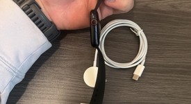 Good
													Apple Watch Series 9 45mm - Unlocked, Midnight, A2984 - Cellular, Aluminum, photo 3 of 6