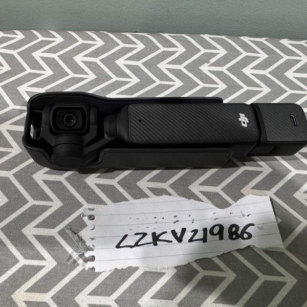 DJI Osmo Pocket 3