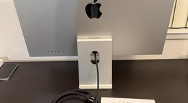 Mint
													Apple Studio Display 2022 - Standard Glass, Tilt Adjustable Stand, photo 2 of 8