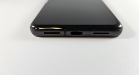 Mint
													Google Pixel 8 - Xfinity, Obsidian, 128 GB, 8 GB, G9BQD, Sub-6 5G, photo 4 of 6