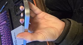 Mint
													Oppo Find X9 Pro - Unlocked Non-US, Silk White, 512 GB, 16 GB, photo 5 of 7