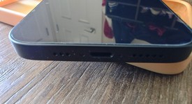 Mint
													Apple iPhone 13 - Unlocked, Midnight, 128 GB, A2482, photo 4 of 5