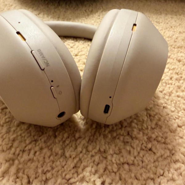 Sony WH-1000XM5 - Silver