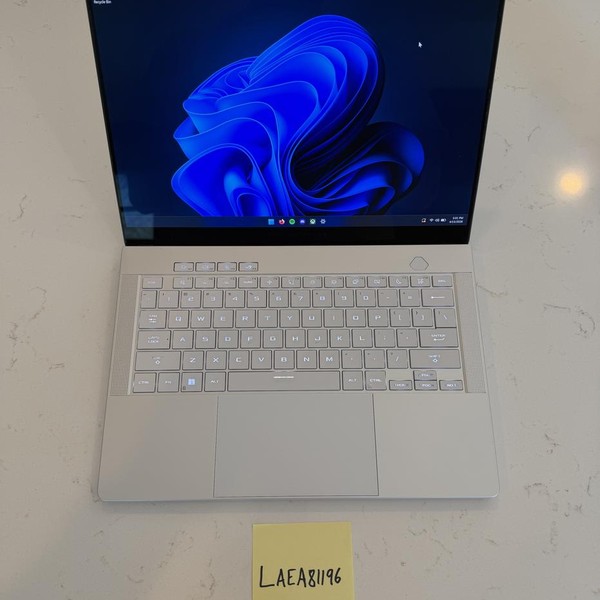 Asus ROG Zephyrus G14 (2024) GA403U - 1 TB, White, 16 GB, AMD Ryzen 9