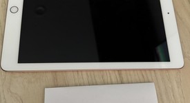 Mint
													Apple iPad 6th Gen - Wi-Fi, Gold, 32 GB, A1893, photo 3 of 7