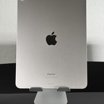 Good Apple iPad Air (5th Gen) - Wi-Fi, 256 GB, Starlight, A2588