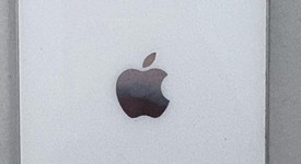 Mint
													Apple iPhone 13 - Unlocked, Starlight, 128 GB, A2482, photo 5 of 7