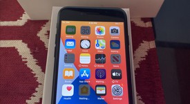 Mint
													Apple iPhone 7 - Boost, Black, 32 GB, A1660, photo 1 of 2