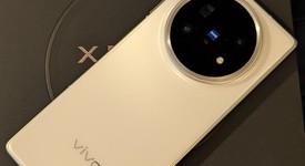 Mint
													Vivo X Fold5 - Unlocked Non-US, White, 512 GB, 16 GB, photo 3 of 10
