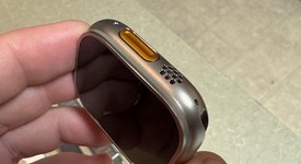 Good
													Apple Watch Ultra 2 49mm - Unlocked, Natural, A2986, photo 4 of 7