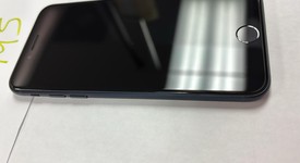 Mint
													Apple iPhone SE 3rd Gen 2022 - Unlocked, Midnight, 64 GB, A2595, photo 2 of 7