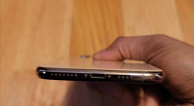 Mint
													Apple iPhone Xs Max - T-Mobile, Gold, 64 GB, A1921, photo 5 of 13