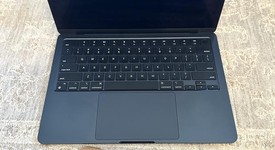 Mint
													MacBook Air 2024 (M3) - 13" - Apple M3, Midnight, 256 GB, 8 GB, 8-core GPU, photo 5 of 11