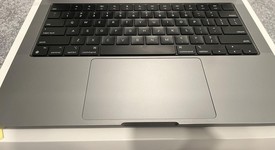 Mint
													MacBook Pro 2021 - 14" - Apple M1 Pro 10-core, Gray, 1 TB, 32 GB, photo 3 of 12