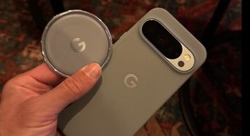 Mint
													Google Pixel 10 Pro - Unlocked, Moonstone, 256 GB, G4QUR, photo 3 of 10
