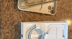 Mint
													Apple iPhone 13 - Unlocked, Midnight, 128 GB, A2482, photo 2 of 8