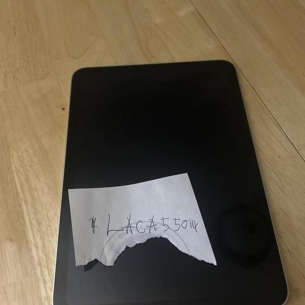 Apple iPad 10th Gen - Wi-Fi, 64 GB, Silver, A2696