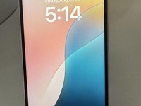 Apple iPhone 15