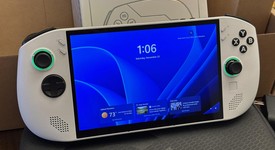 Mint
													Lenovo Legion Go S - Z1 Extreme, White, 1 TB, 32 GB, photo 4 of 17