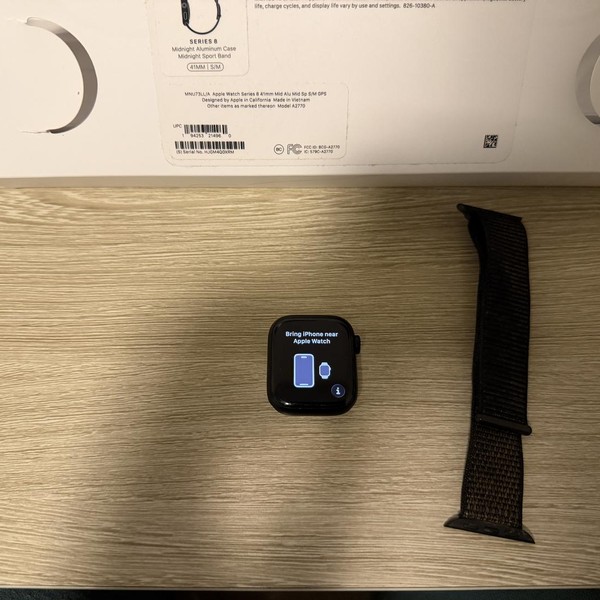 Apple Watch Series 8 41mm - Midnight, A2770 - GPS, Aluminum