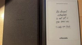 Mint
													reMarkable 2, photo 3 of 8