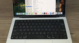 Good
													MacBook Pro 2021 - 14" - Apple M1 Pro 10-core, Silver, 1 TB, 16 GB, photo 4 of 13