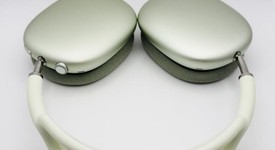 Used
													Apple AirPods Max - Green, photo 5 of 8
