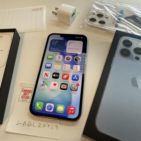 Apple iPhone 13 Pro - Unlocked, 128 GB, Sierra Blue, A2483