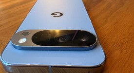 Mint
													Google Pixel 10 Pro - Unlocked, Moonstone, 128 GB, G4QUR, photo 3 of 11