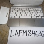 Used Apple Magic Keyboard for iPad Pro - White