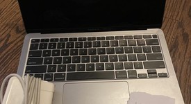 Fair
													MacBook Air 2020 - 13" - I3, Silver, 128 GB, 8 GB, photo 5 of 6