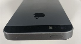 Fair
													Apple iPhone SE 1st Gen 2016 - Unlocked, Grey, 32 GB, A1662, photo 2 of 6