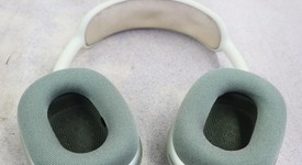 Used
													Apple AirPods Max - Green, photo 6 of 6