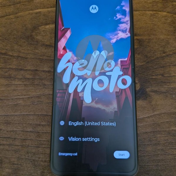 Motorola Razr (2024) - Unlocked, Gray, 256 GB, 8 GB