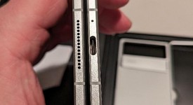 Mint
													Xiaomi Mi Mix Fold 2 - Unlocked Non-US, Silver, 256 GB, 12 GB, photo 2 of 10