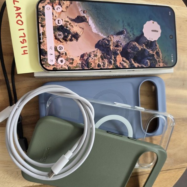 Google Pixel 11 Pro XL - Unlocked, 256 GB, Olive, 12 GB, GBC0H