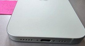 Mint
													Apple iPhone 15 - Unlocked, Green, 128 GB, A2846, photo 4 of 10