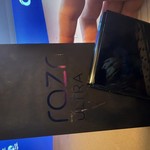Good Motorola Razr Ultra (2025) - Unlocked, 512 GB, PANTONE Scarab, 16 GB
