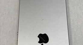 Good
													Apple iPhone SE 1st Gen 2016 - AT&T, Silver, 64 GB, A1662, photo 4 of 13
