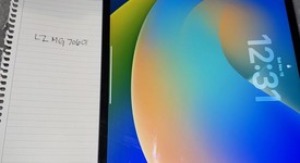 Good
													Apple iPad Air 13" (M2) 2024 - Unlocked, Gray, 256 GB, A2899, photo 2 of 13