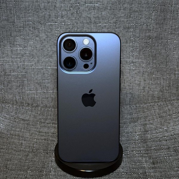 Apple iPhone 15 Pro - Unlocked, Blue, 1 TB, A2848
