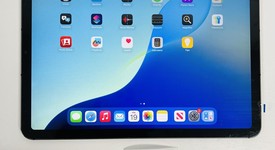 Fair
													Apple iPad Air 5th Gen - Unlocked, Gray, 256 GB, A2589, photo 1 of 5