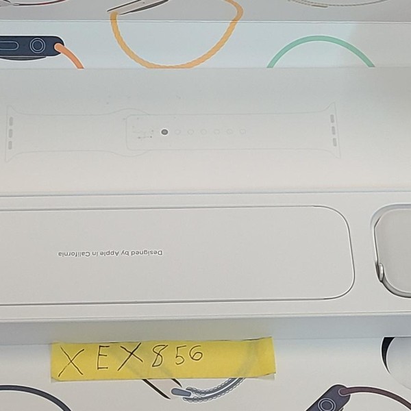 Apple Watch Series 8 45mm - Unlocked, Silver, A2774 - Cellular, Aluminum