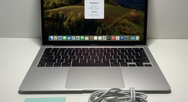 Good
													MacBook Air 2020 - 13" - Apple M1, Silver, 256 GB, 8 GB, photo 1 of 5