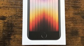 New
													Apple iPhone SE 3rd Gen 2022 - Unlocked, Midnight, 64 GB, A2595, photo 1 of 5