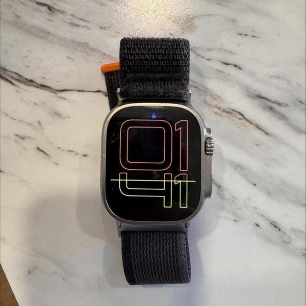 Apple Watch Ultra 2 49mm - Unlocked, Natural, A2986
